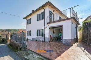 CASA SEMINDIPENDENTE A RICCÒ DEL GOLFO DI SPEZIA