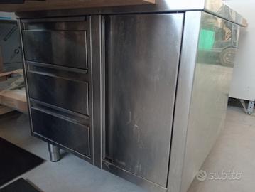 tavolo con cassettiera 80 x 70