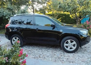 Toyota RAV4 2.2 D-4D 177 CV Luxury