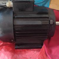 Motore trifase 400 volt 