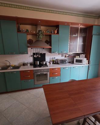 Cucina + Divano 3 posti