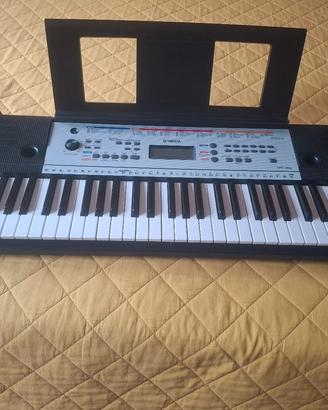 Tastiera Yamaha YPT-260