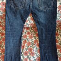 Jeans Levi's 511 slim regolabili in cintura