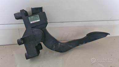 Pedale accelleratore iveco daily 0 281 002 359