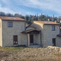 Villa a schiera a Avigliano Umbro