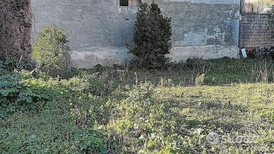 Casa Terrana con Terreno Edificabile Gravina
