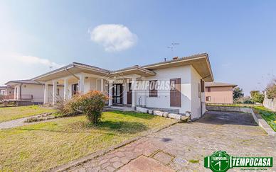 Valle Salimbene / Centro