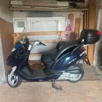 moto scooter 125