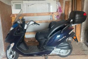 moto scooter 125