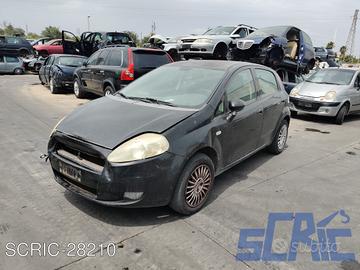 FIAT GRANDE PUNTO 199 1.3 D MULTIJET ricambi -