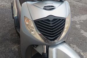 HONDA SH 150