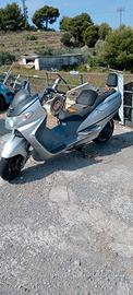 scooter Suzuki Burgman 400