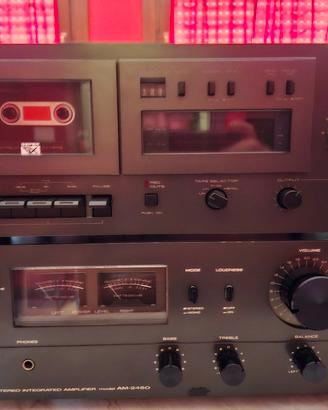 AKAI AM- 2450 E AKAI M30 DA VETRINA