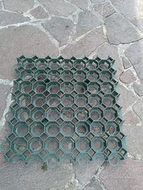 griglia salva prato
