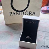 Anello Pandora con diamantino