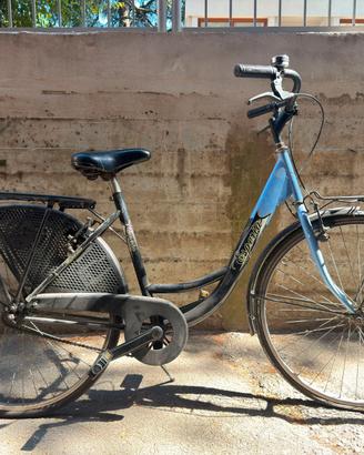 Bicicletta donna.
