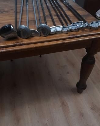 Set. di n.12 ferri da golf - tipologie diverse