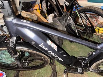 Bicicletta elettrica Lee Cougan