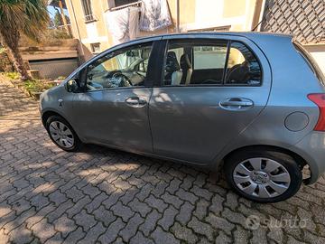 Toyota Yaris 1000 5 p