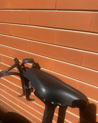 Porta borraccia triathlon  e sella Fizik