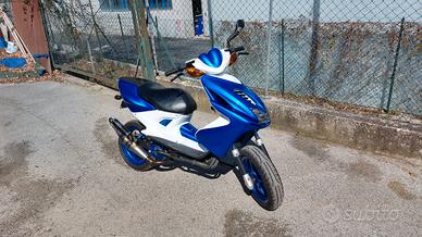 Scooter Yamaha Aerox