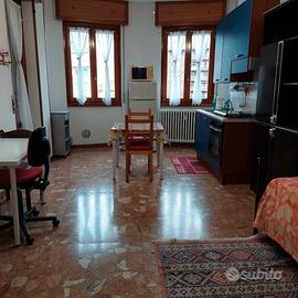Solo per studenti e studentesse universitari