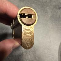 Serratura a cilindro