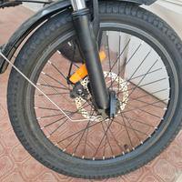Bici elettrica semi-nuova