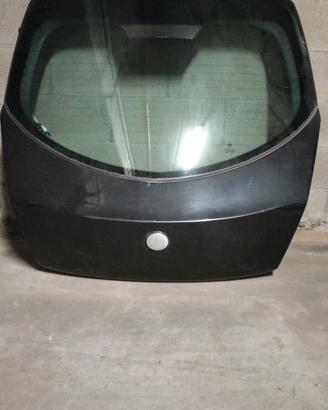 baule portellone nero alfa gt 