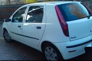 Fiat punto, colore bianca, anno 2005, diesel