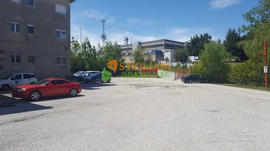 Locale commerciale, zona industriale - Campobasso