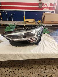 Faro sx Audi Q3 2018/2024 codice 83A941033