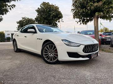 MASERATI - Ghibli 3.0 V6 ds Granlusso 275cv auto