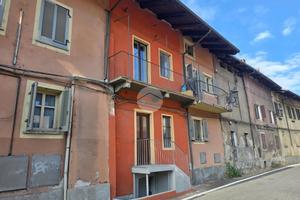 CASA SEMINDIPENDENTE A RIVAROSSA