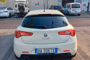 4900 euro