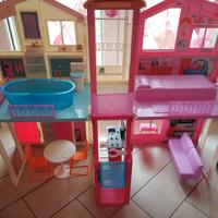 Casa di barbie Malibu con casetta di Chelsea 
