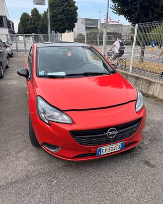 Opel corsa con catena da sostituire