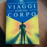 Libro di R. Monroe. I miei viaggi fuori dal corpo.