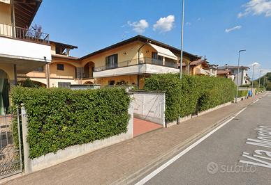 Trilocale con garage