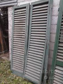 Persiana usata 2 ante con sportello 116x201