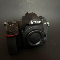 Nikon D780