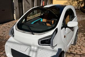 AUTO  ELETTRICA - XEV YOYO