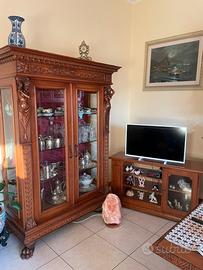 Mobile Vetrina in legno