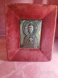 Madonna.  Argenteria artistica

Argento 800