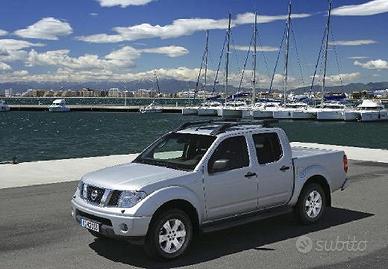 Nissan Navara Double Cab Navara d.cab 2.5 dci LE 1