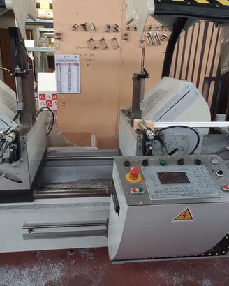 Macchinari per la lavorazione Pvc /Alluminio