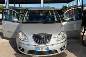 Lancia Musa 1.3 mjt