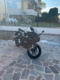 YAMAHA YZF R125 2023
