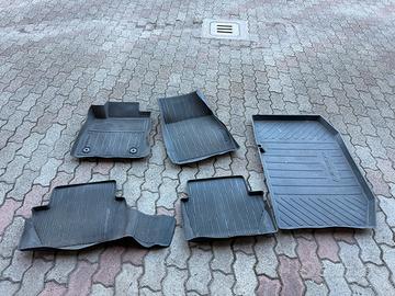 Tappeti e vasca baule originale Ford  Fiesta  2018