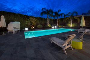 Villa con Piscina a 400 metri spiaggia